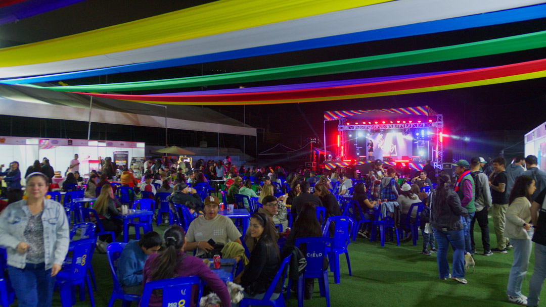 Vista general de la feria gastronómica Iquique de Mar a Cordillera